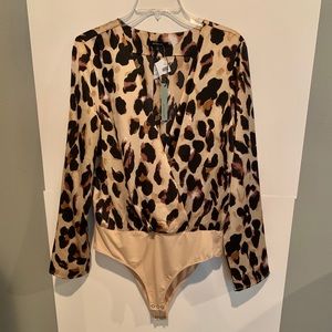 Leopard bodysuit size L NWT